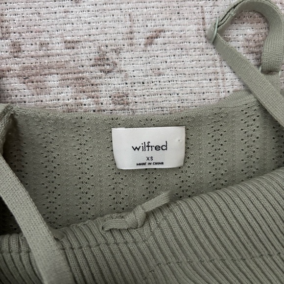 Aritzia Wilfred Soloist Top - Picture 2 of 3